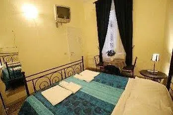 Baldassini Suites Rom 2*,  Italien