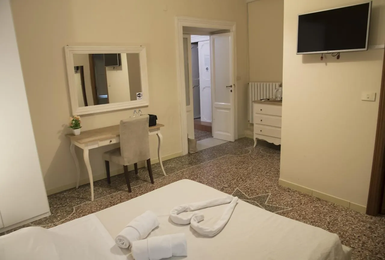 Baldassini Suites Rom 2*,